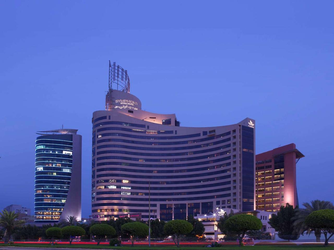 Symphony Style Hotel Kuwait Salmiya Luaran gambar The Westin Dubai
