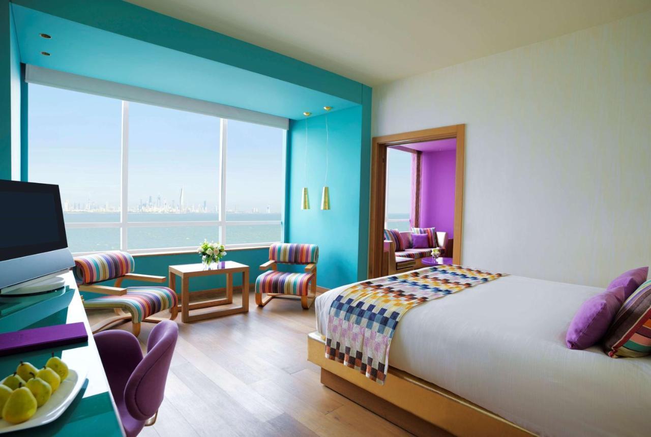 Symphony Style Hotel Kuwait Salmiya Luaran gambar A room at the hotel